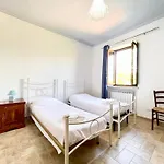 - Casale Spoleto *