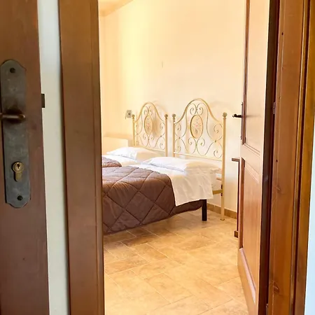 - Casale Spoleto مزرعة للإقامة *