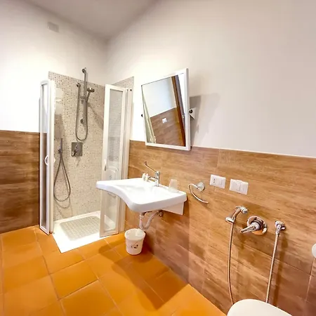 - Casale Spoleto