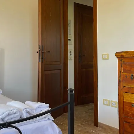 - Casale Spoleto