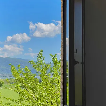 - Casale Spoleto