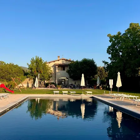 Agriturismo - Casale Spoleto * Protte